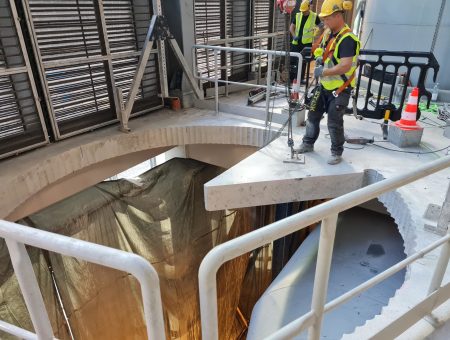 Budowa instalacji odzysku ciepła ze spalin w KHK - otwór w stropie 1